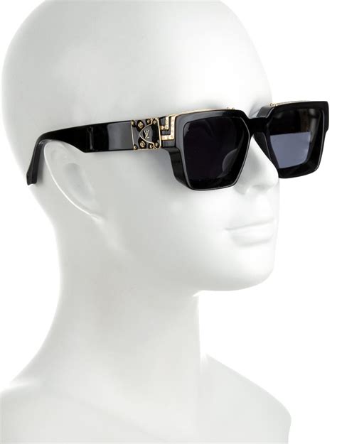 louis vuitton eyewear price.